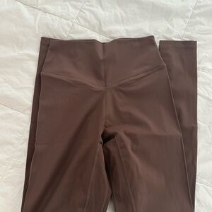 Brown High-Waisted Leggings